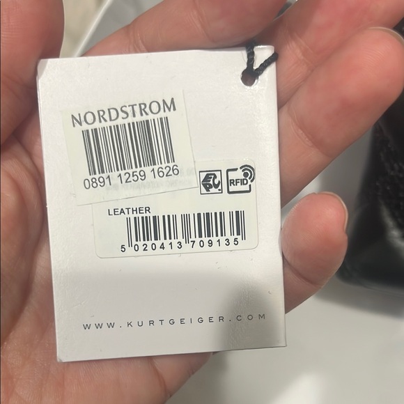 Kurt Geiger Black Quilted Shoulder Bag with Chain Detail - Picture 4 of 8